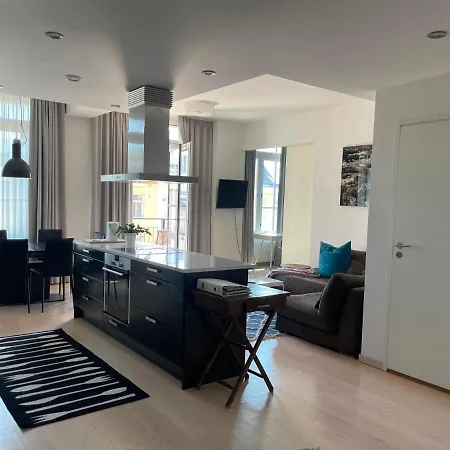 Very Nice Apartment Nearby The Sea Helsinki