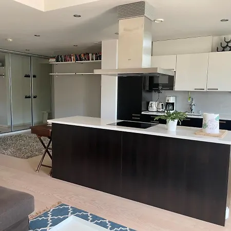 Very Nice Apartment Nearby The Sea